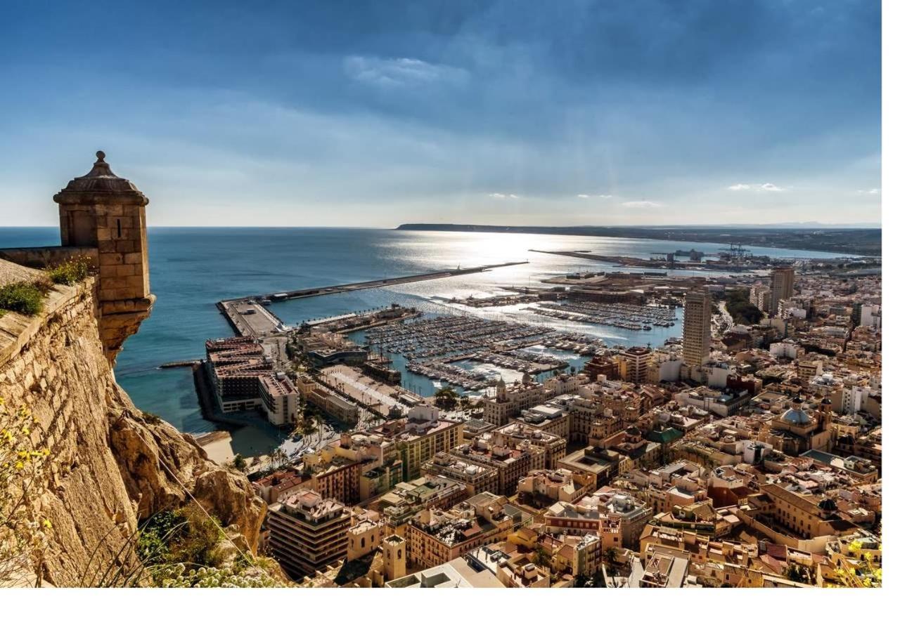 Luxury New Apartment City Centre & Beach, Alicante Zewnętrze zdjęcie